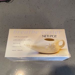 New in box Neti pot